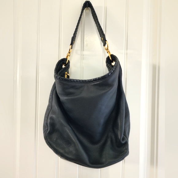 Classic black Michael Kors handbag with tassels and MK charm - Picture 3 of 5